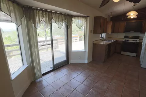 1508 Whistling Dr, Redding, CA 96003 photo 6