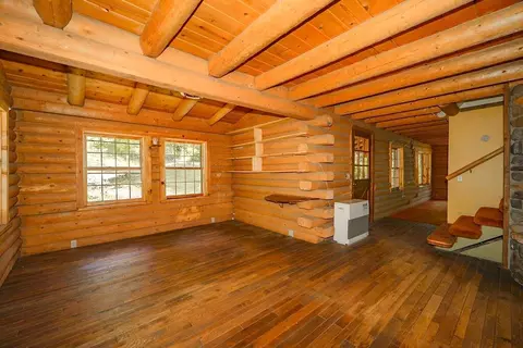 Living - 691 Lost Bridge Rd, Lewiston, CA 96052 photo 4 of 7