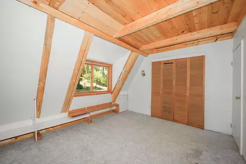Bedroom - 691 Lost Bridge Rd, Lewiston, CA 96052 photo 4 of 6