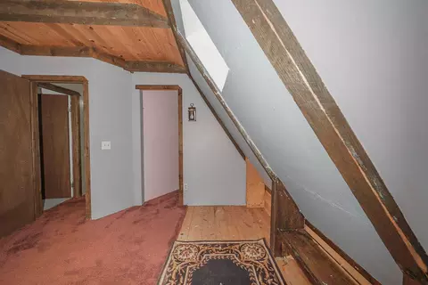 Entry Way - 691 Lost Bridge Rd, Lewiston, CA 96052 photo 5 of 5