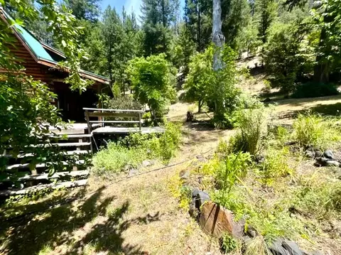 Exterior - 691 Lost Bridge Rd, Lewiston, CA 96052 photo 8 of 10