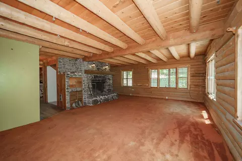 Living - 691 Lost Bridge Rd, Lewiston, CA 96052 photo 3 of 7