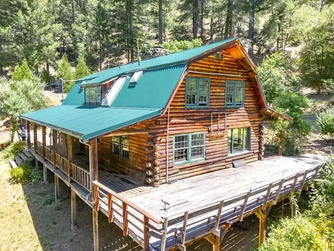 Exterior - 691 Lost Bridge Rd, Lewiston, CA 96052 photo 4 of 10