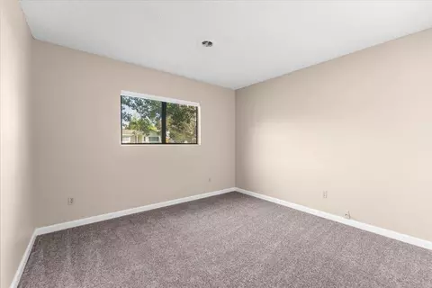 Bedroom - 2520 Oriole Dr, Red Bluff, CA 96080 photo 3 of 4