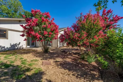 Exterior - 2520 Oriole Dr, Red Bluff, CA 96080 photo 3 of 5