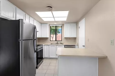Kitchen - 2520 Oriole Dr, Red Bluff, CA 96080 photo 1 of 4