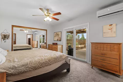 Bedroom - 2087977 State Highway 299, Redding, CA 96003 photo 4 of 10