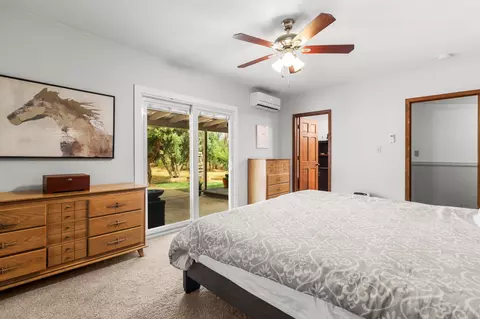 Bedroom - 2087977 State Highway 299, Redding, CA 96003 photo 5 of 10