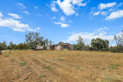 Exterior - 2087977 State Highway 299, Redding, CA 96003 photo 10 of 21
