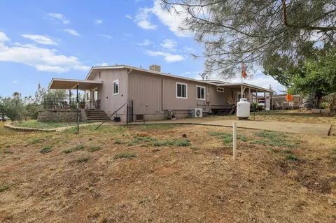 Exterior - 2087977 State Highway 299, Redding, CA 96003 photo 12 of 21