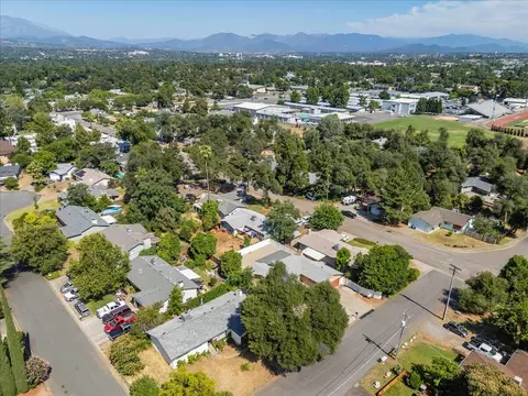 View/Area - 3594 Echo Rd, Redding, CA 96002 photo 9 of 12