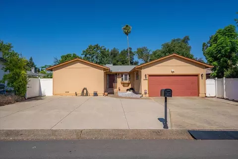 3594 Echo Rd, Redding, CA 96002