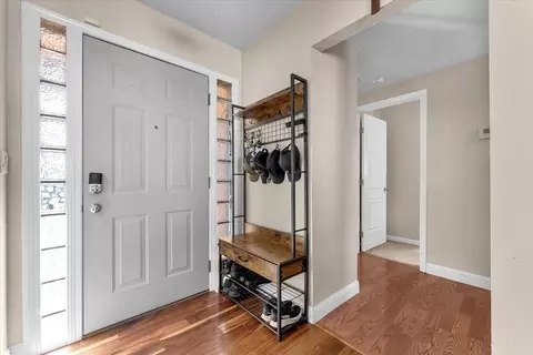 Entry Way - 3594 Echo Rd, Redding, CA 96002 photo 1 of 4