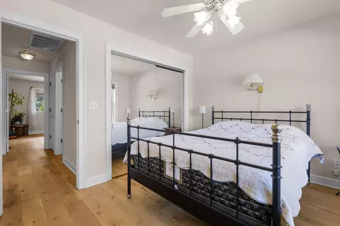 Bedroom - 2668 Dawnridge Dr, Redding, CA 96001 photo 5 of 9