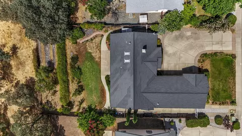 View/Area - 2668 Dawnridge Dr, Redding, CA 96001 photo 4 of 5