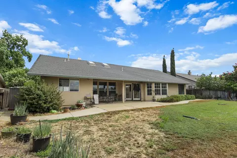 Exterior - 2668 Dawnridge Dr, Redding, CA 96001 photo 9 of 15