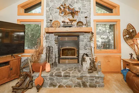 Living - 320 Airport Rd, Trinity Center, CA 96091 photo 2 of 5