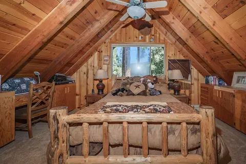 Bedroom - 320 Airport Rd, Trinity Center, CA 96091 photo 3 of 7