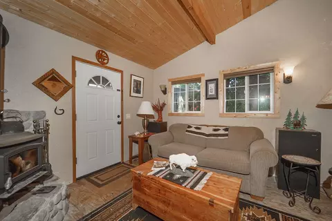 Living - 320 Airport Rd, Trinity Center, CA 96091 photo 4 of 5