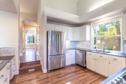 3126 Riesling Path, Redding, CA 96001 photo 7