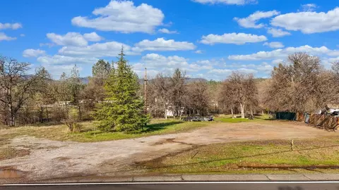 3550 Oasis Rd, Redding, CA 96003 photo 9