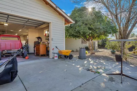 2010 Athens Ave, Redding, CA 96001 photo 30