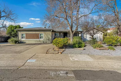 2010 Athens Ave, Redding, CA 96001