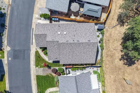 View/Area - 302 Mammoth Path, Redding, CA 96003 photo 9 of 9