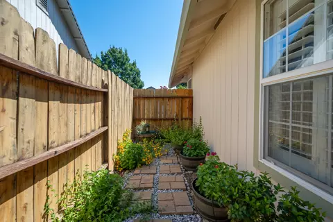 Exterior - 302 Mammoth Path, Redding, CA 96003 photo 12 of 15