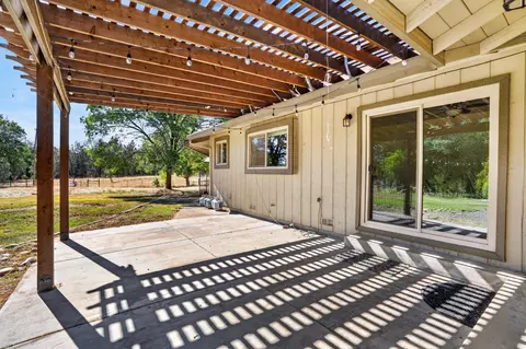 Other - 20019 Vernita Dr, Redding, CA 96003 photo 6 of 12