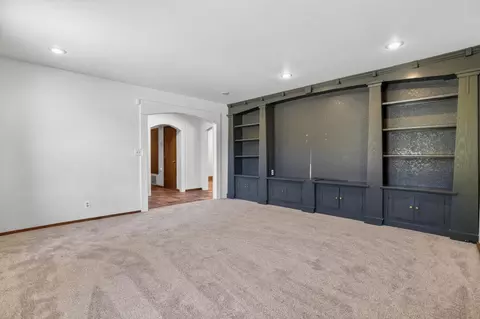 Living - 20019 Vernita Dr, Redding, CA 96003 photo 3 of 5