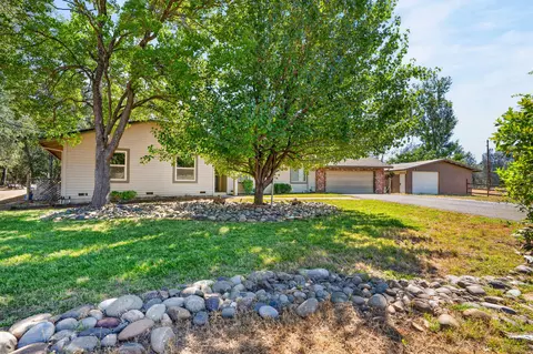 Exterior - 20019 Vernita Dr, Redding, CA 96003 photo 4 of 13