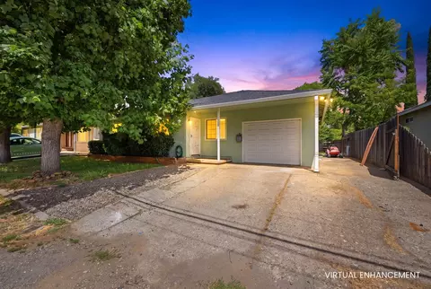2425 Beverly Dr, Redding, CA 96002 photo 3