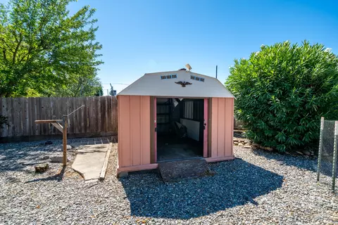 Exterior - 1075 Goodview Way, Redding, CA 96003 photo 14 of 18