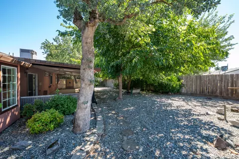 Exterior - 1075 Goodview Way, Redding, CA 96003 photo 8 of 18