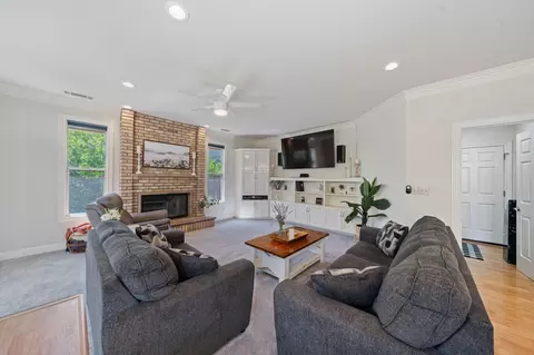Living - 2945 Forest Hills Dr, Redding, CA 96002 photo 1 of 5