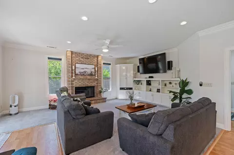 Living - 2945 Forest Hills Dr, Redding, CA 96002 photo 5 of 5
