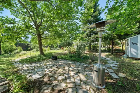 Exterior - 2945 Forest Hills Dr, Redding, CA 96002 photo 11 of 21