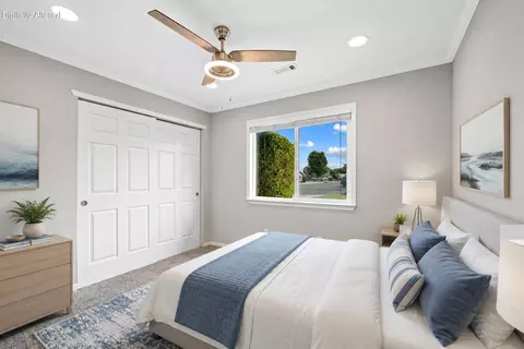 Bedroom - 1070 Dara Ct, Redding, CA 96003 photo 6 of 7
