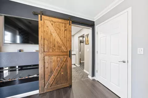 Entry Way - 1070 Dara Ct, Redding, CA 96003 photo 3 of 3
