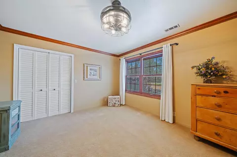 Bedroom - 2990 Forest Hills Dr, Redding, CA 96002 photo 8 of 9