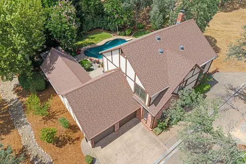 View/Area - 2990 Forest Hills Dr, Redding, CA 96002 photo 1 of 9