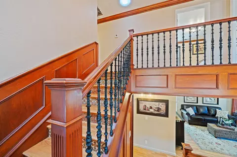 Entry Way - 2990 Forest Hills Dr, Redding, CA 96002 photo 5 of 10
