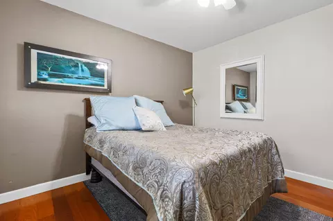 Bedroom - 568 River Oaks Dr, Redding, CA 96001 photo 5 of 10