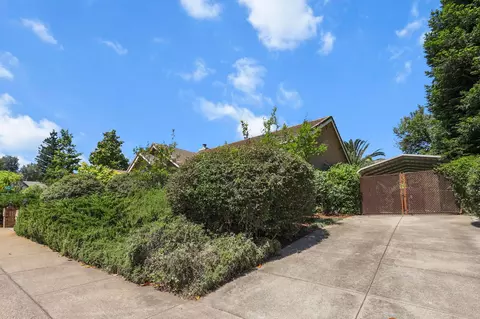 Exterior - 568 River Oaks Dr, Redding, CA 96001 photo 19 of 19