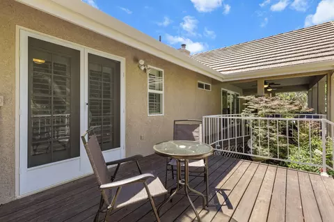 Exterior - 568 River Oaks Dr, Redding, CA 96001 photo 9 of 19