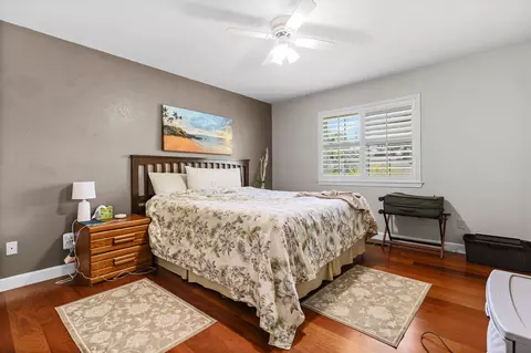 Bedroom - 568 River Oaks Dr, Redding, CA 96001 photo 1 of 10