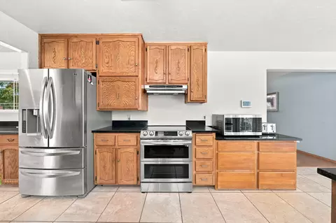 Kitchen - 21445 Wilcox Rd, Red Bluff, CA 96080 photo 1 of 4