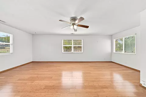 Living - 21445 Wilcox Rd, Red Bluff, CA 96080 photo 9 of 10