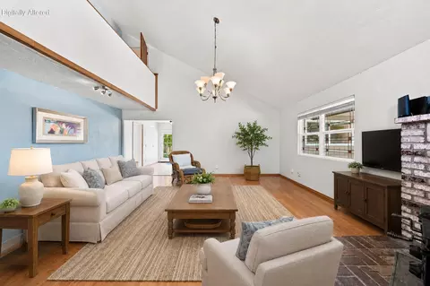 Living - 21445 Wilcox Rd, Red Bluff, CA 96080 photo 2 of 10